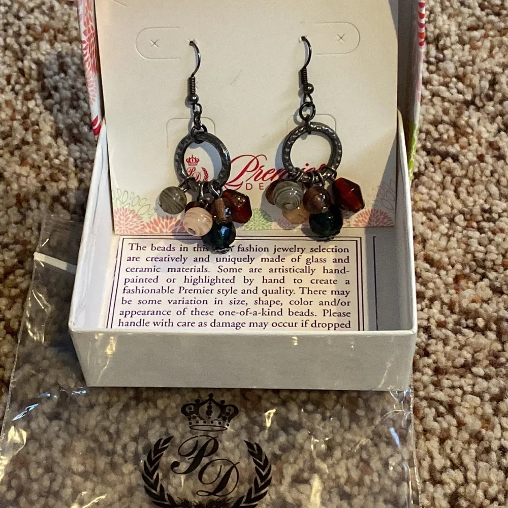 VENICE Retired Premier Designs Earrings NWT